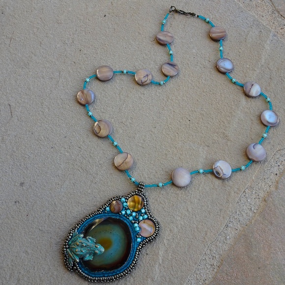Leather Blue Agate Frog Pond Long Boho Beaded Mother of Pearl Shell Necklace - Picture 4 of 13